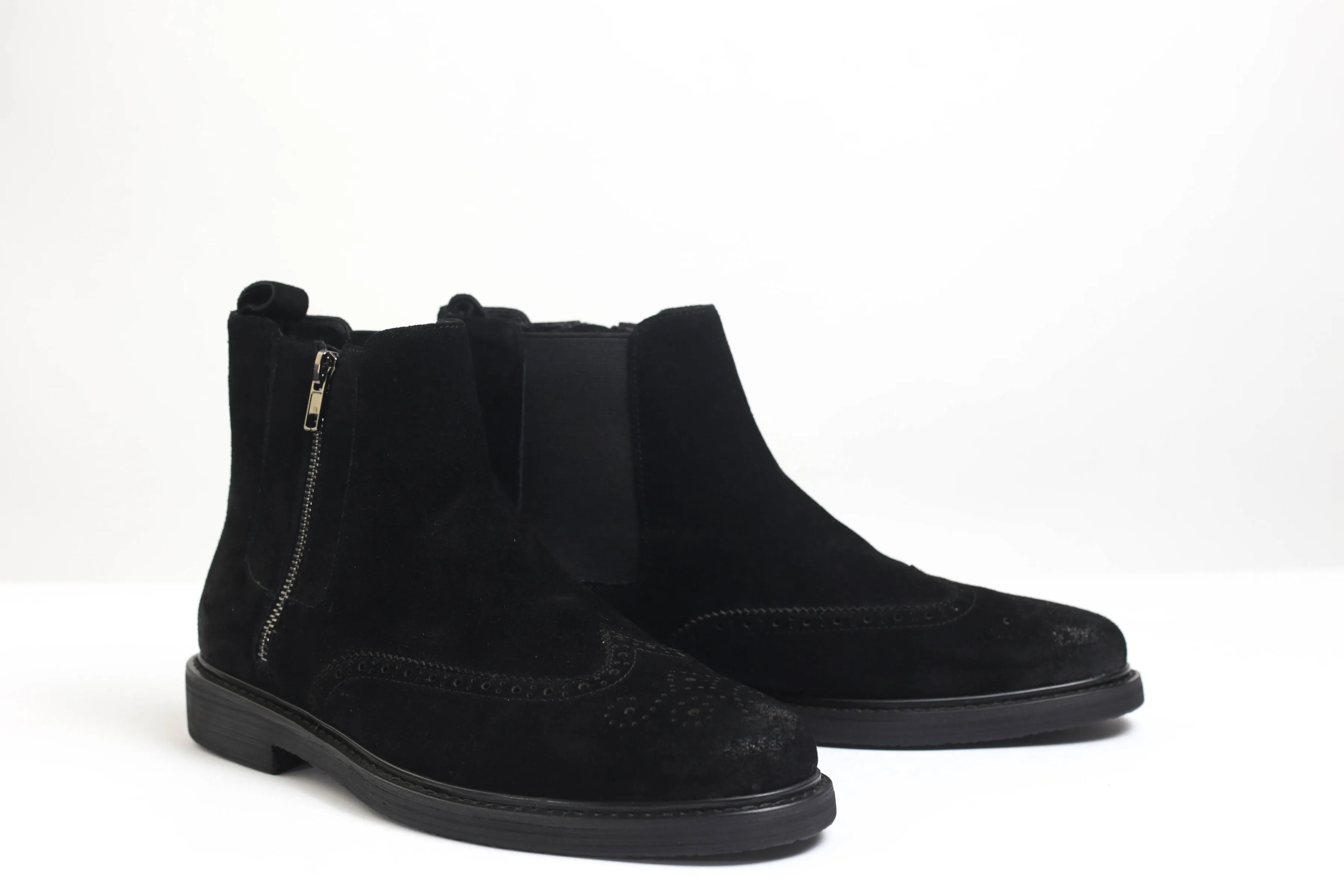 Akros Decus Suede Boots - Black